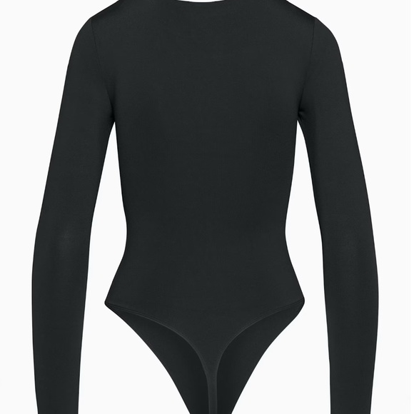 Aritzia Babaton Contour Crew Longsleeve Bodysuit - Picture 3 of 6
